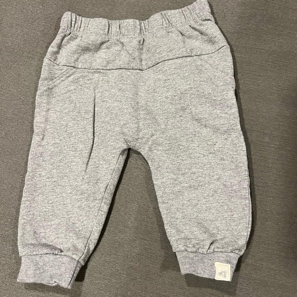 Grey Sweats 3-6m